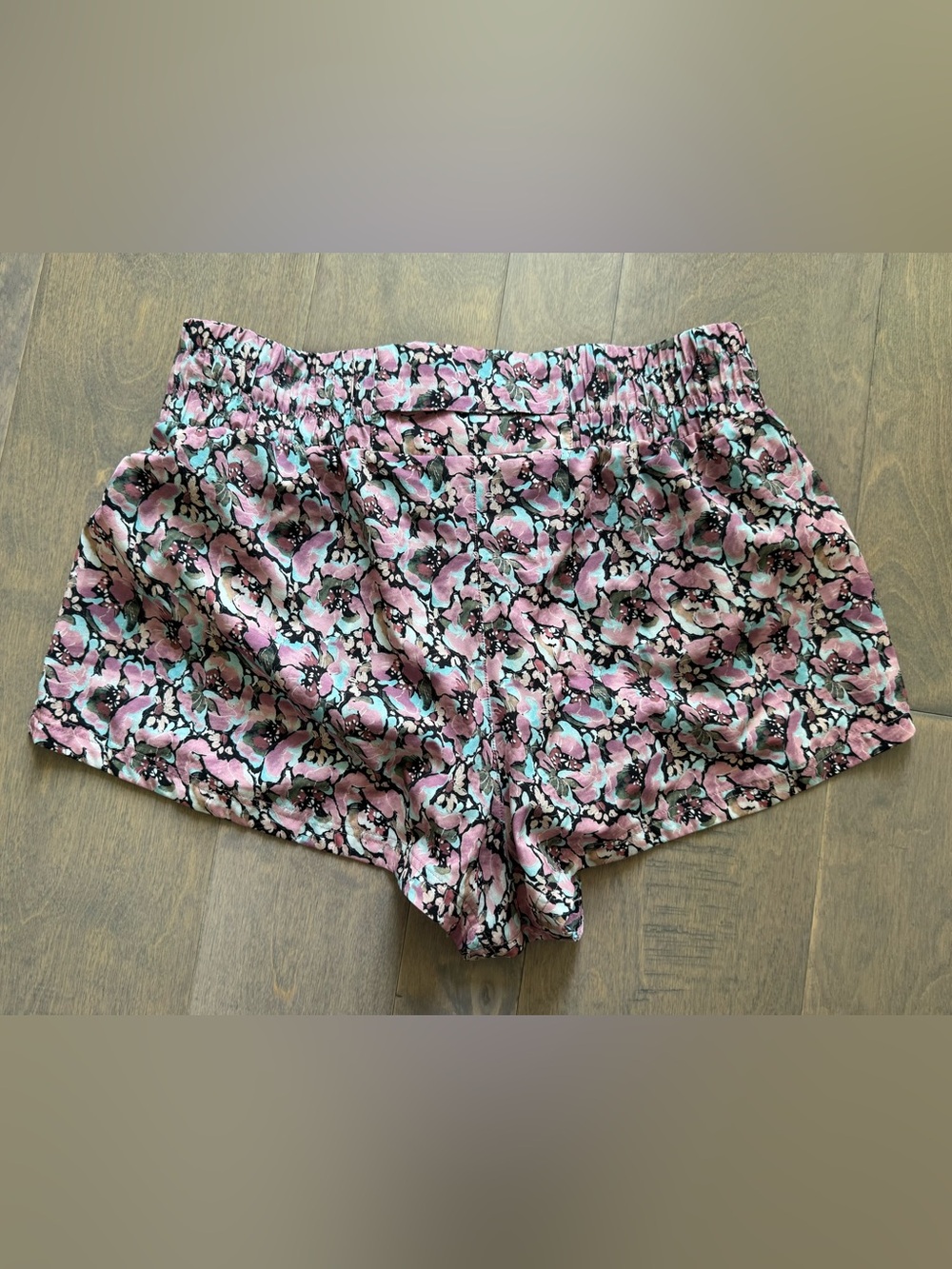 Varley Kallin Running Shorts - Picture 4 of 10